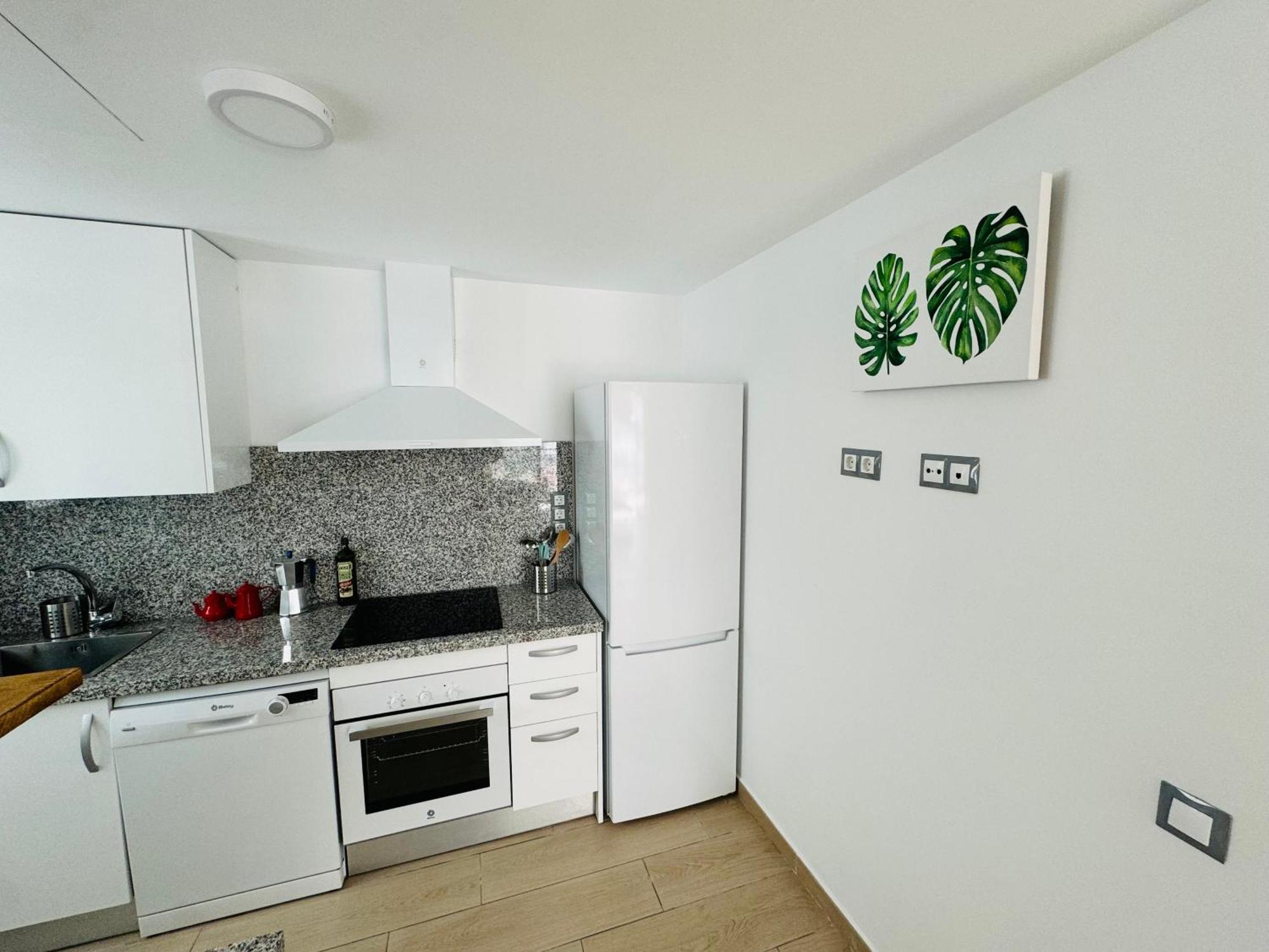 Parking Privado! Sol Y Mar Tu Hogar En La Costa Daire Estepona Dış mekan fotoğraf